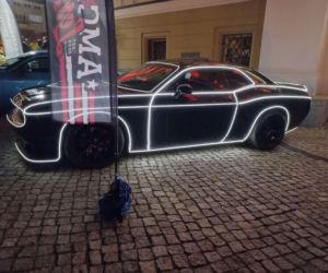 Świąteczny Zlot Amerykańskich Samochodów na Rynku w Lesznie