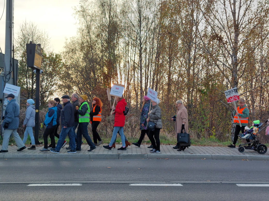 Protest mieszkańców Kostuchny przeciwko budowie wieżowców