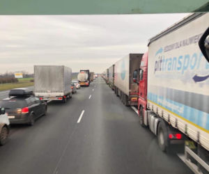 Pożar samochodu na A2 koło Poznania
