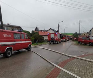 Zalane ulice po nawałnicy pod Otwockiem