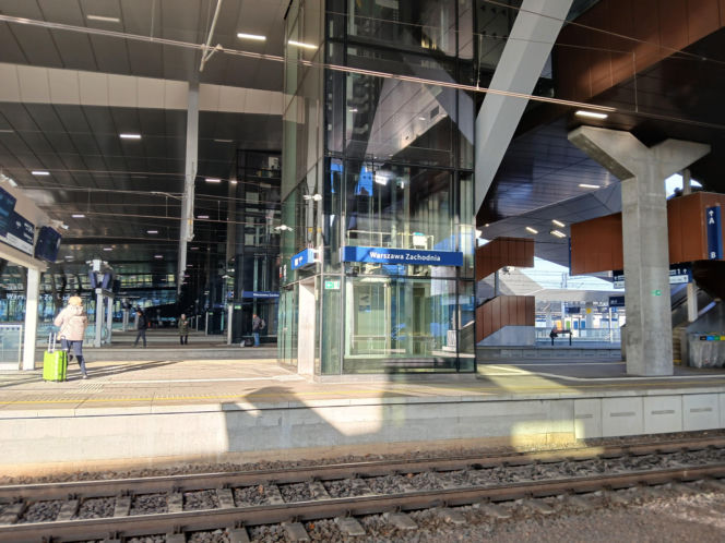 Dworzec kolejowy Warszawa Zachodnia po otwarciu