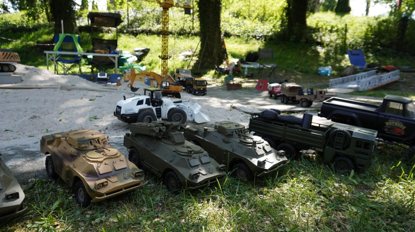 Piknik modelarski 2024 w Lubuskim Muzeum Wojskowym w Drzonowie