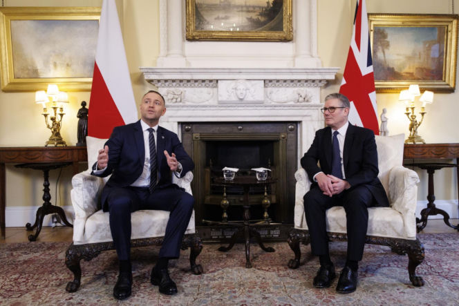 Karol Nawrocki, Keir Starmer