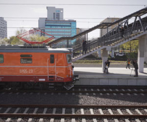 Jechałem legendarnym pociągiem. W środku jak kiedyś, aż trudno uwierzyć! Ludzie mówią wprost: „to były czasy”