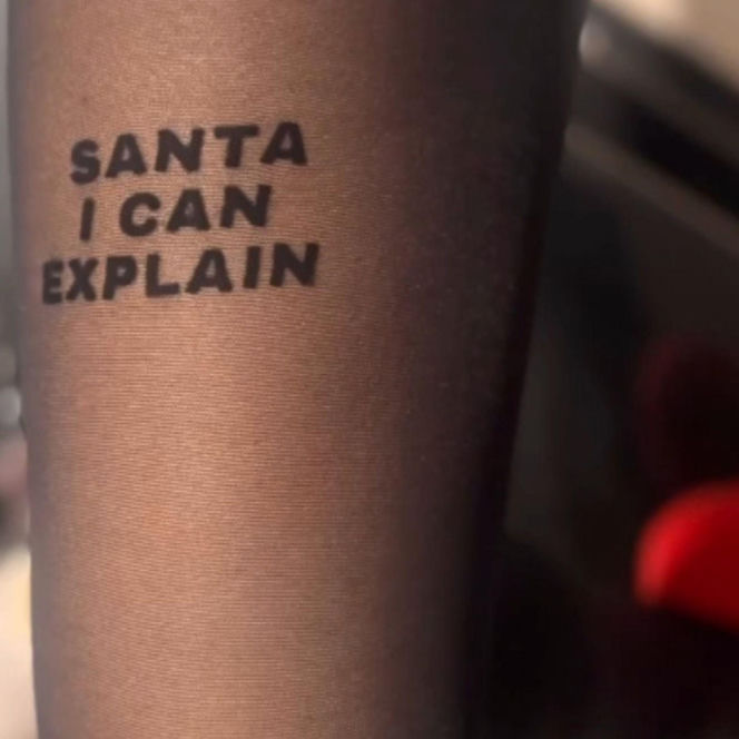 Doda zrobiła fanom prezent na mikołajki. Wskoczyła w czerwone ciuszki i rozgrzała sieć!