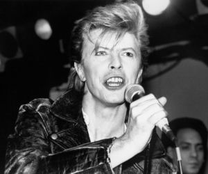 David Bowie żywił się kokainą i mlekiem. Wtedy uciekł do Berlina, by zniszczyć swój mit gwiazdy
