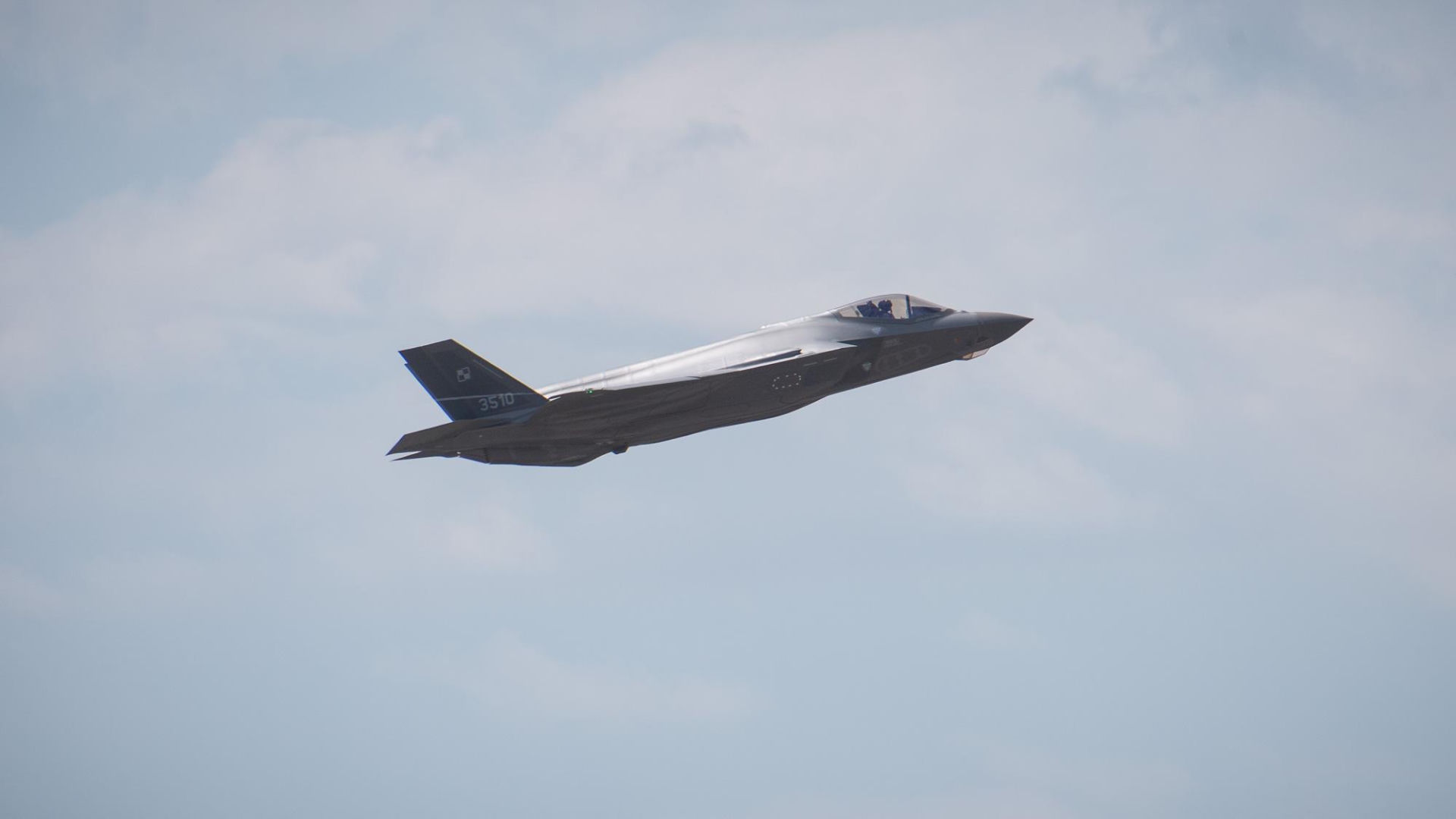 Ważny wysłannik USA przyjedzie do Polski. Powód? Przejęcie samolotów F-35 "Husarz"