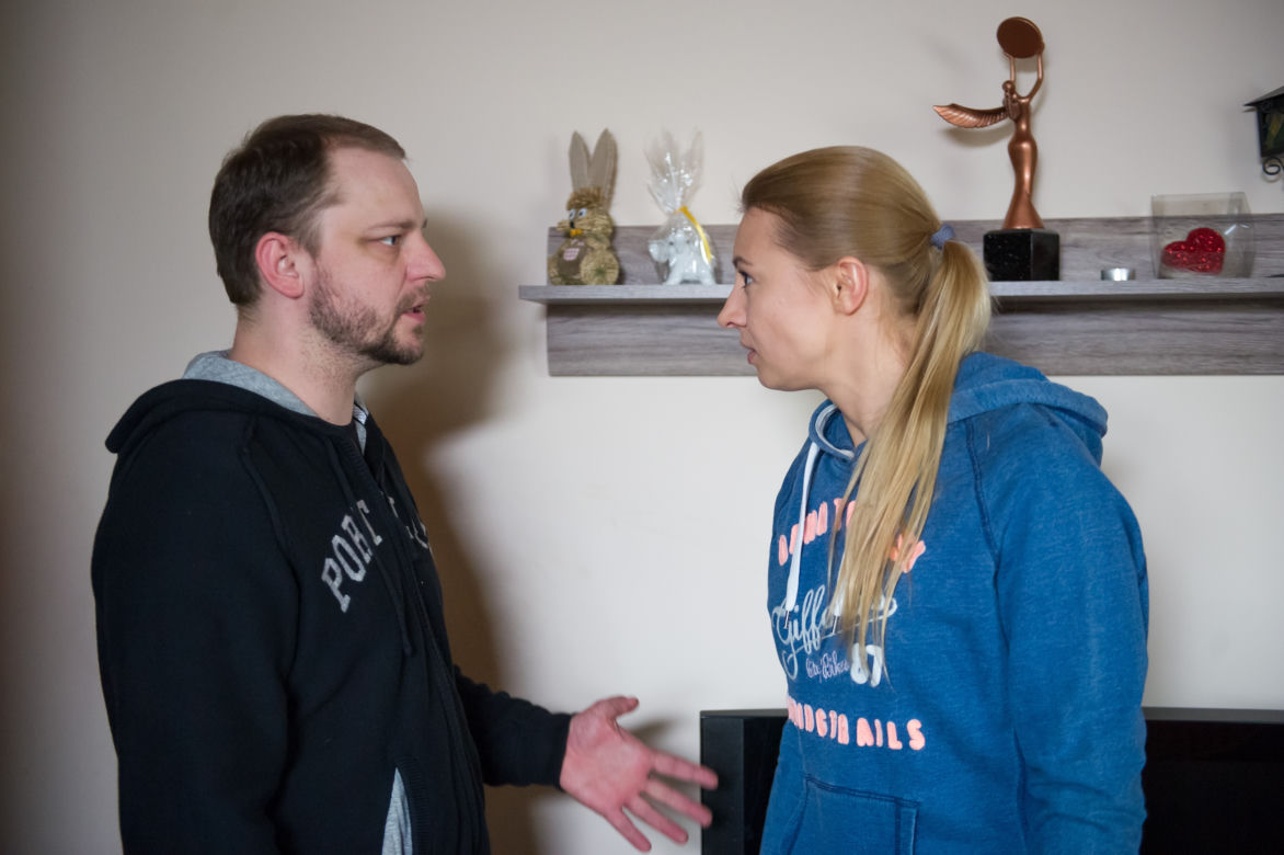 Na Wspólnej odc. 2319. Teresa (Kamila Salwerowicz), Klaudiusz (Bartosz Turzyński)