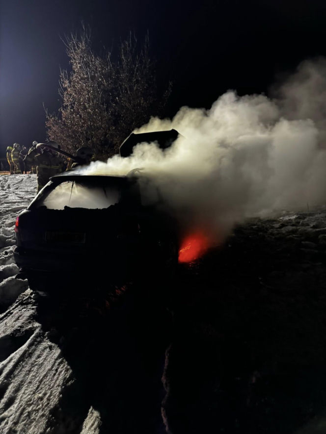 Pożar auta osobowego w Helenowie