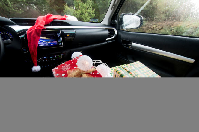 Toyota Hilux Selection 2.4 D-4D 4x4 - pomocnik Świętego Mikołaja