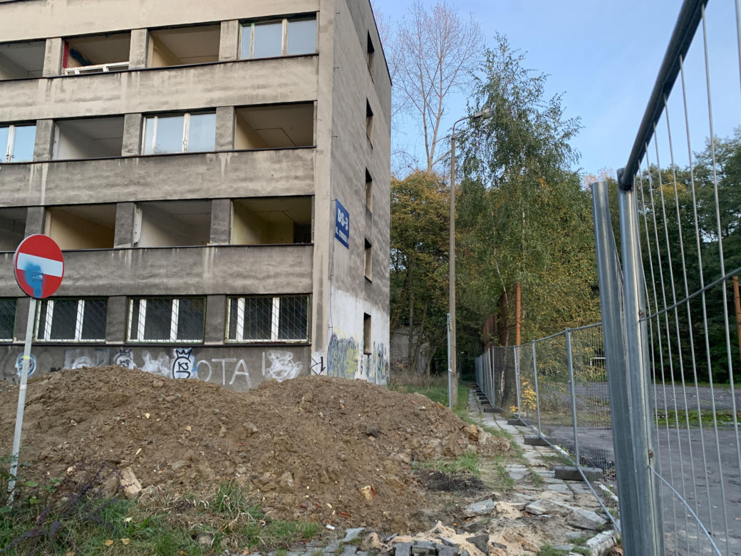 Akademik w Katowicach Ligocie przeznaczony do rozbiórki
