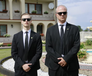 Na zdjęciach z planu Rancza zabrakło Olbrychskiego! Za to Lucy kwitnie, a Żak z Barcisiem stają w szranki