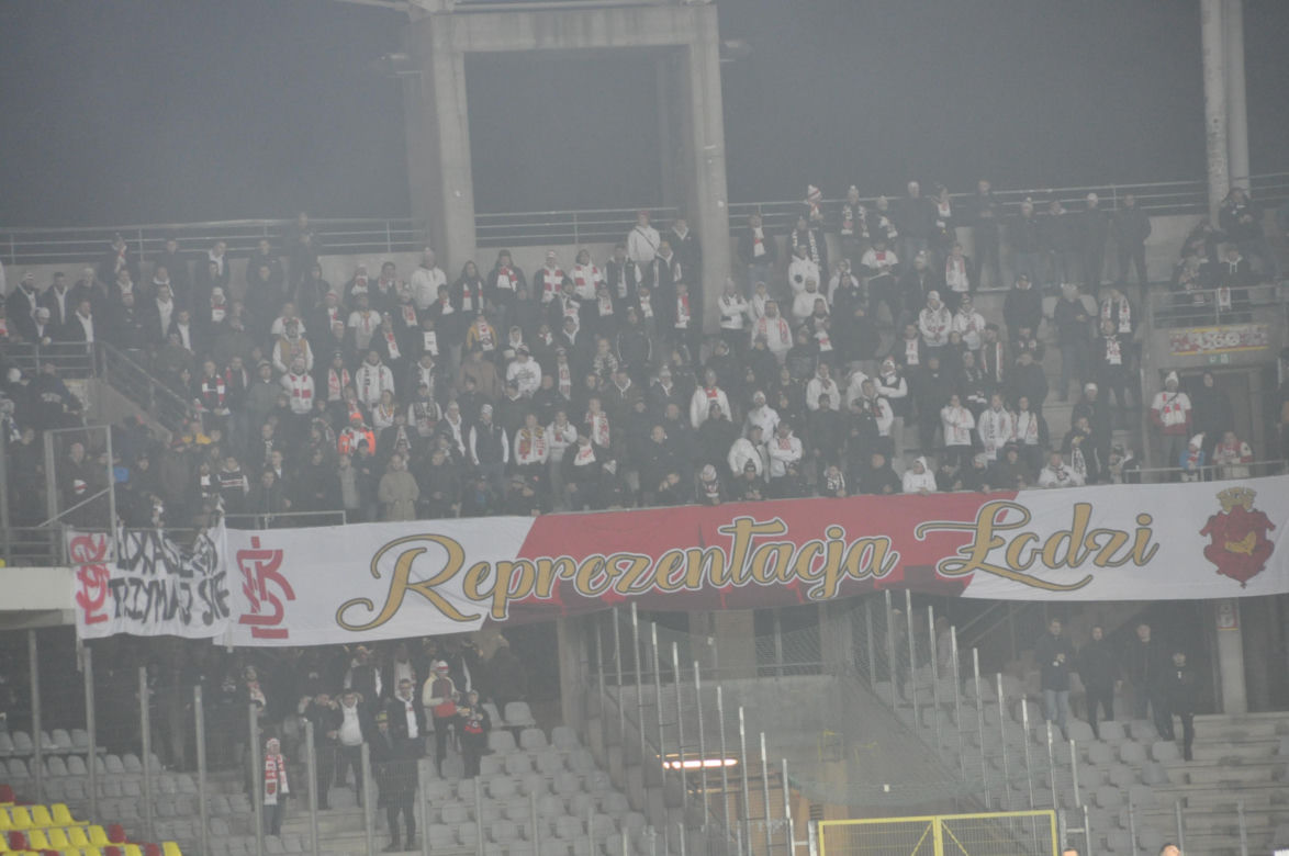 Korona Kielce - ŁKS Łódź. Zdjęcia kibiców na Suzuki Arenie