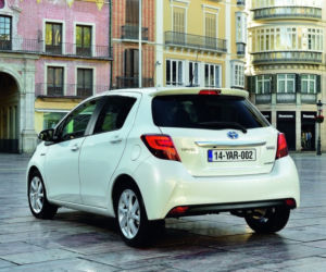Toyota Yaris Hybrid 2015