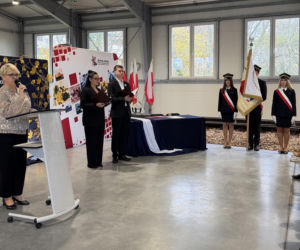 Kolejna szansa i możliwości dla uczniów siedleckiej Kolejówki! Szkoła podpisała umowę ze spółką kolejową POLREGIO