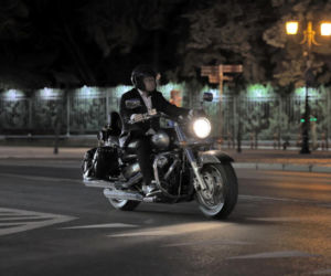 To nie poseł, to nocny jeździec
