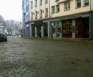 Podzamcze z płatnym parkowaniem