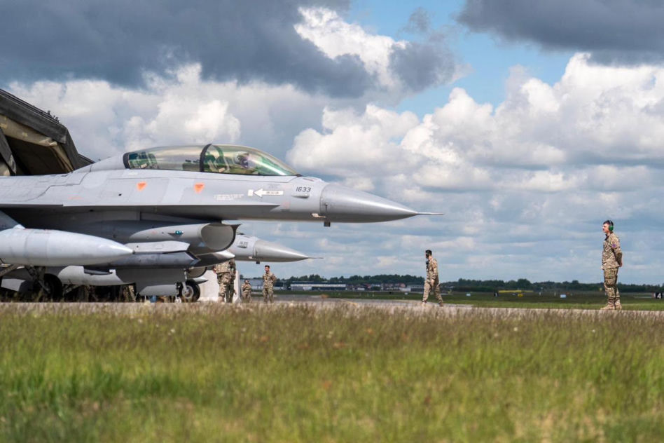 Rumuńskie F-16 zestrzeliło drona. Pierwsza taka interwencja w historii kraju
