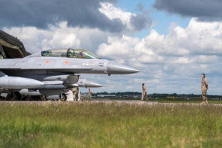 Rumuńskie F-16 zestrzeliło drona. Pierwsza taka interwencja w historii kraju