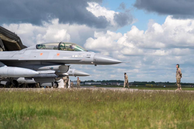 Rumuńskie F-16 zestrzeliło drona. Pierwsza taka interwencja w historii kraju