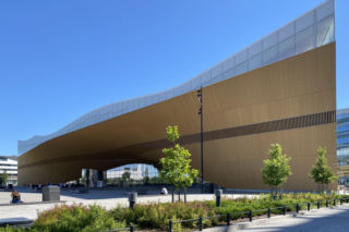 Tak wygląda biblioteka przyszłości. Roboty, 100 tysięcy książek i niezwykła architektura w sercu Europejskiej stolicy