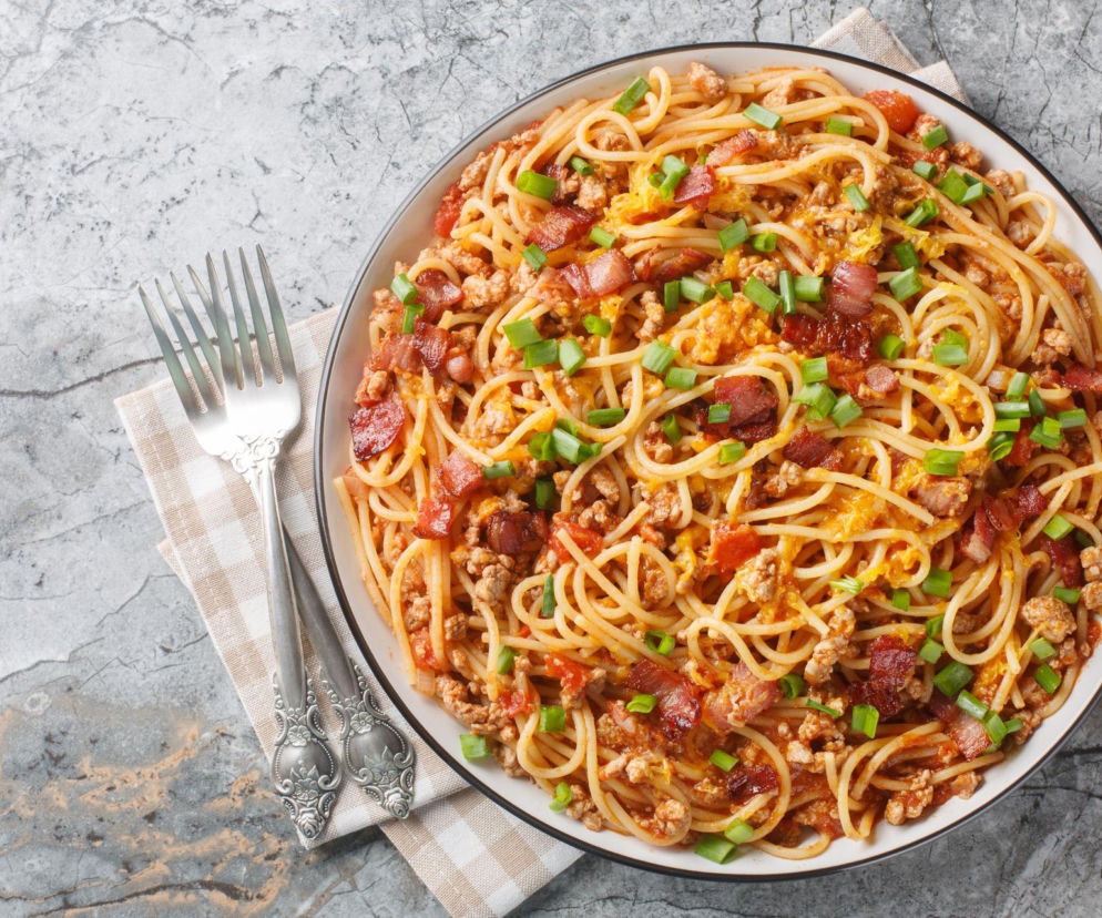 Kowbojski obiad z patelni. Ten makaron zawsze znika pierwszy