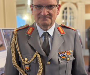 Wręczenie Krzyża Wielkiego Orderu Zasługi RP rodzicom Michaela Ollisa w Waszyngtonie, DC