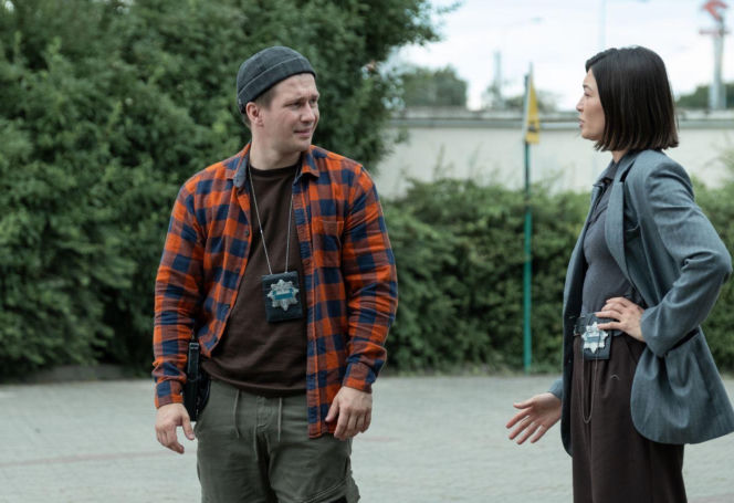 "Młode gliny", odcinek 17: nastolatek dokonuje brutalnego rozboju. Jego ofiara, ciężarna kobieta, walczy o życie