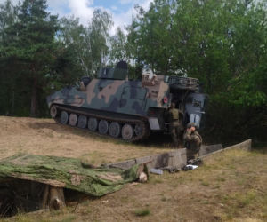 Strzały i wybuchy na poligonie w Toruniu. Mamy zdjęcia z największych ćwiczeń w historii