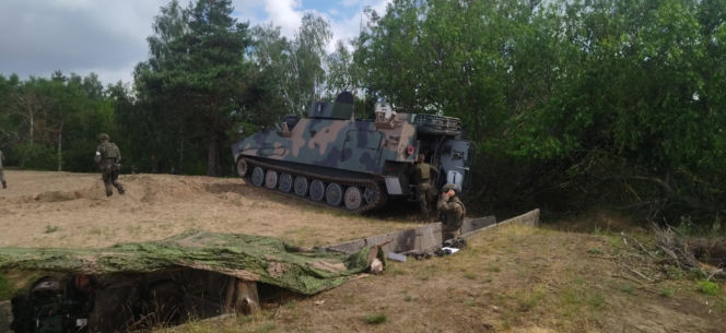 Strzały i wybuchy na poligonie w Toruniu. Mamy zdjęcia z największych ćwiczeń w historii