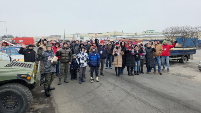 Retro Karawana WOŚP w Bydgoszczy ruszyła po raz ósmy. Ponad 19 tys. zł dla dzieci