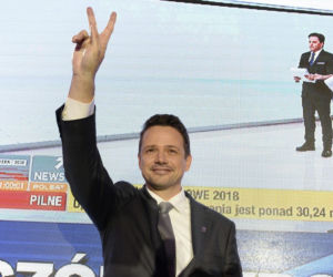 Ludzie Trzaskowskiego zarabiają więcej niż prezydent