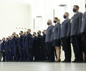 Lubelska policja ma nowych funkcjonariuszy. Ślubowanie w Lublinie