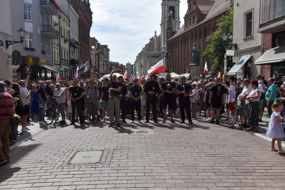 Początek procesu Wenezuelczyka. Koszykarz i ojciec małego dziecka zamordował Klaudię