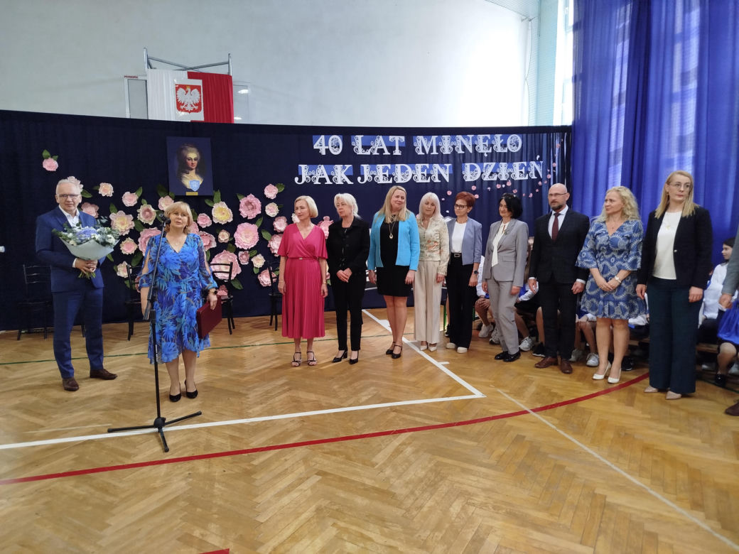 Uroczystość jubileuszowa w siedleckiej "Dziesiątce" była okazją do wspomnień