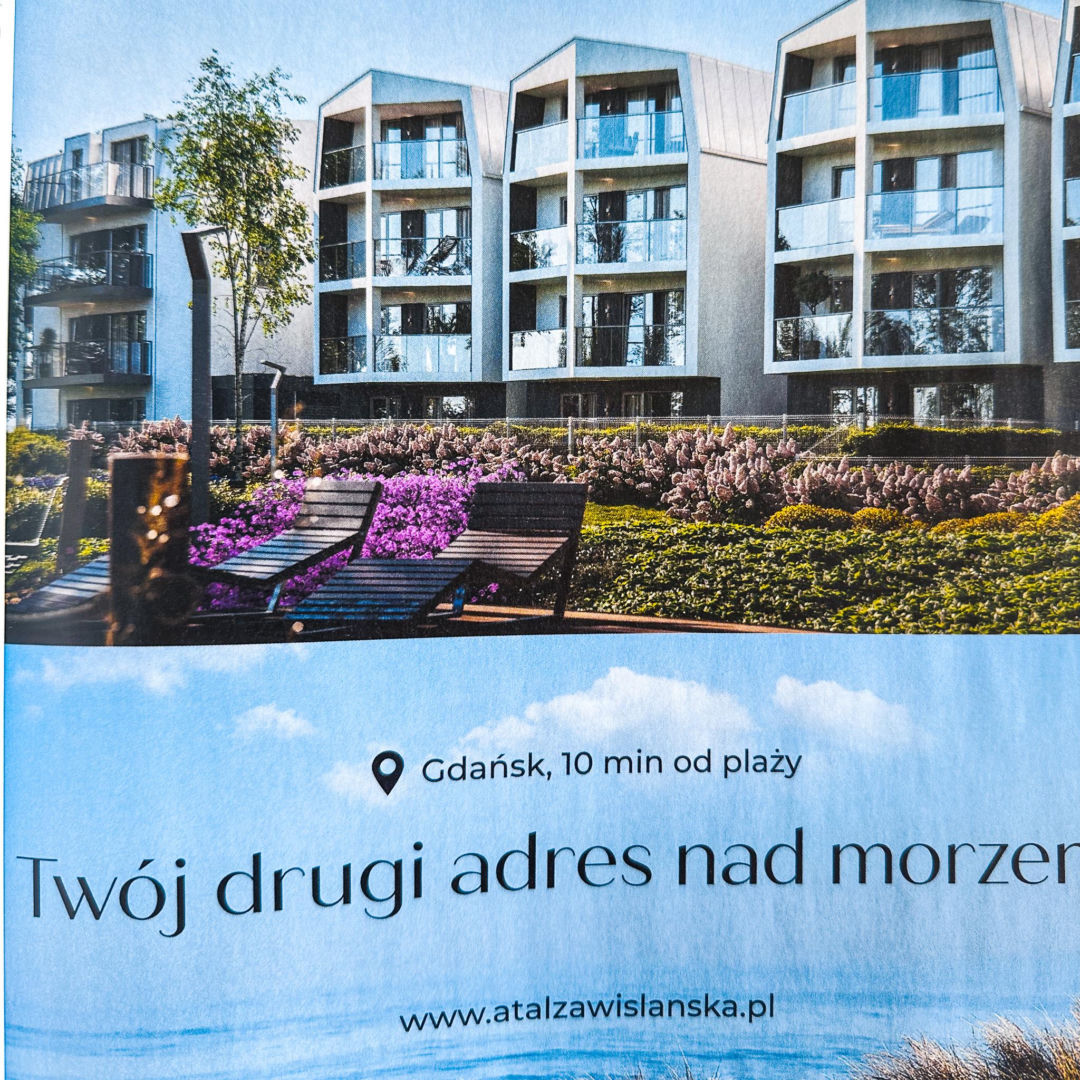 Wybrane reklamy architektury opublikowane w jednym z numerów Forbesa