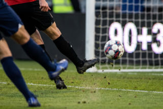 Mecz Widzew Łódź - Lech Poznań. Zwycięski gol padł w doliczonym czasie gry