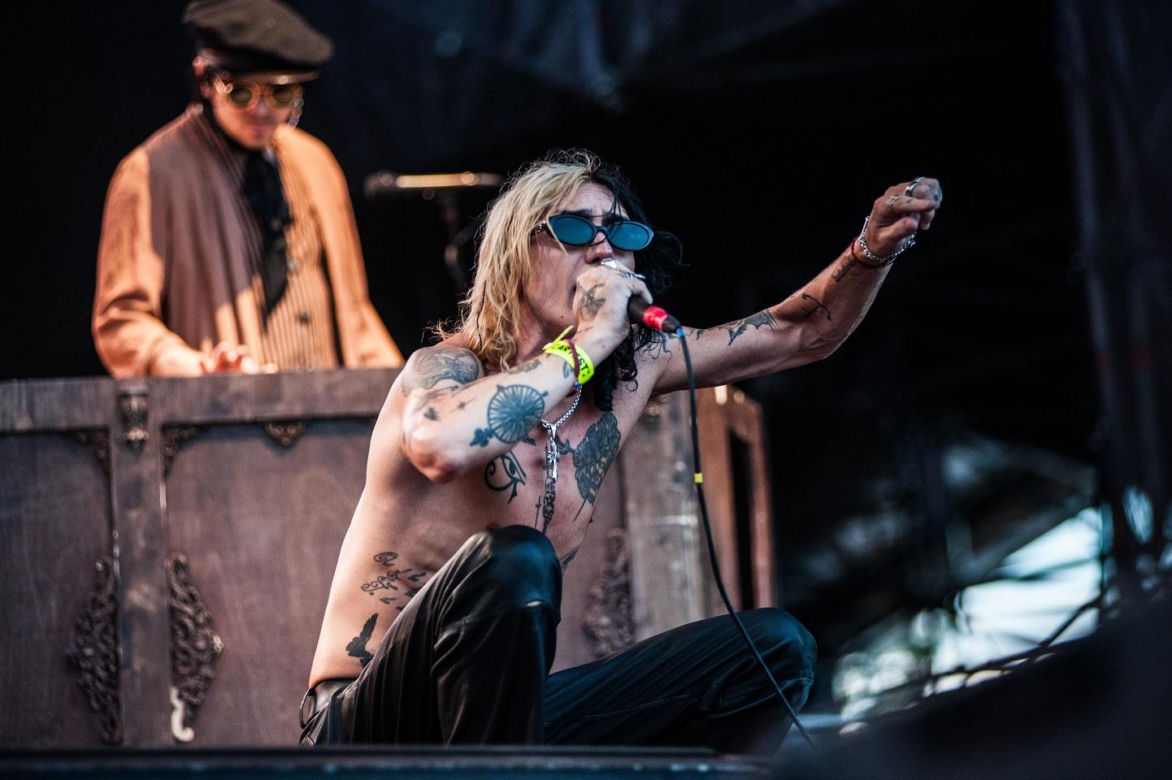 Summer Punch Festival 2026, dzień drugi: od punkowej furii po hymny łączące pokolenia {RELACJA + GALERIA]