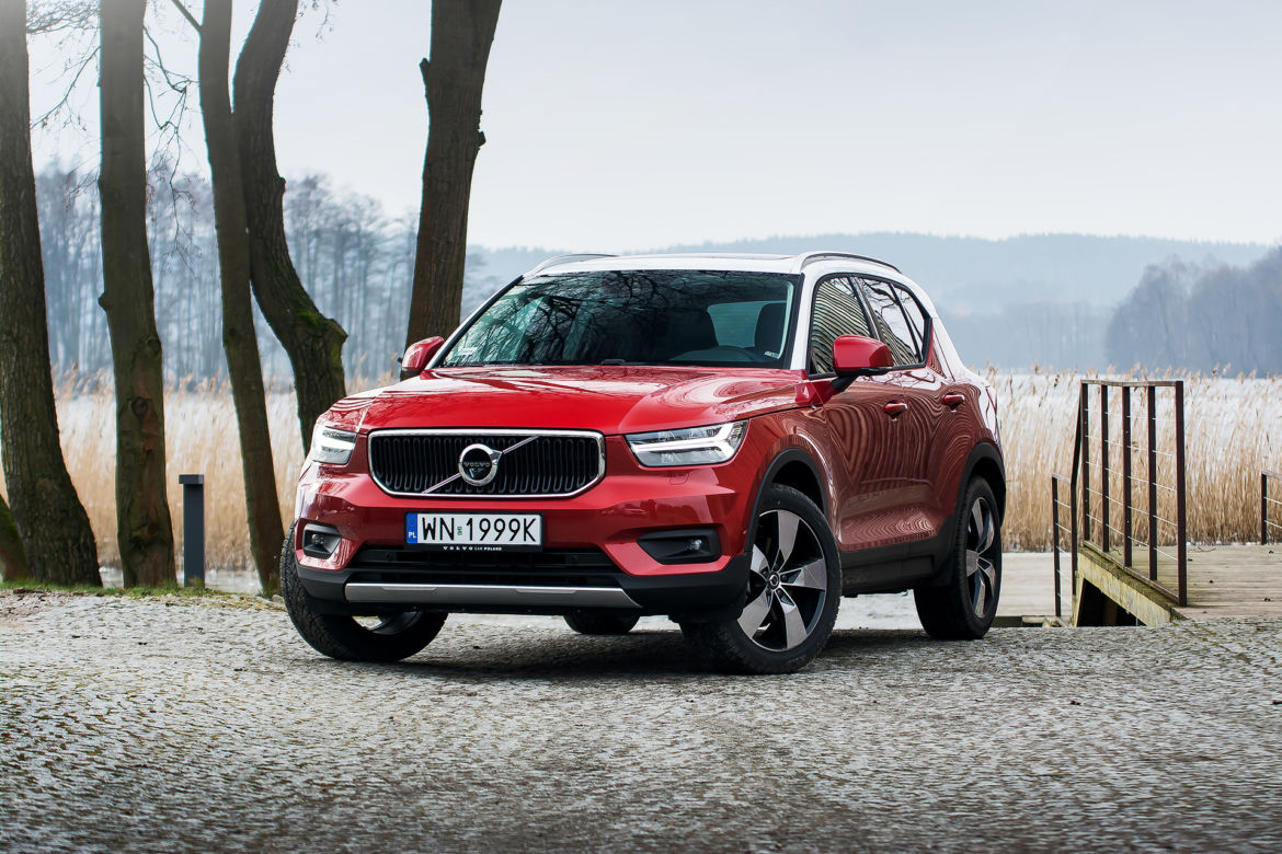 Volvo XC40 D4 AWD AT8 Momentum