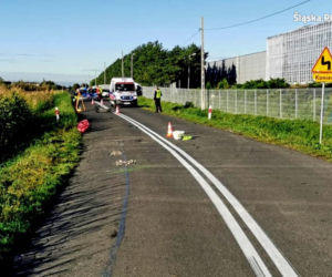 Śląskie: Śmiertelny wypadek rowerzysty. 33-latek zginął pod kołami osobówki 