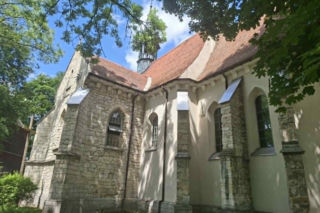 Nieodkryta „perła” świętokrzyska. Ta wieś zawdzięcza nazwę pierwszemu królowi Polski