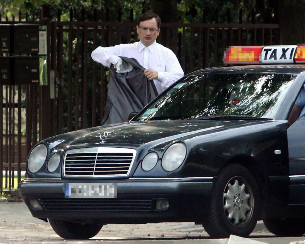 Zbigniew Ziobro w szpitalu. Pokazał się po operacji