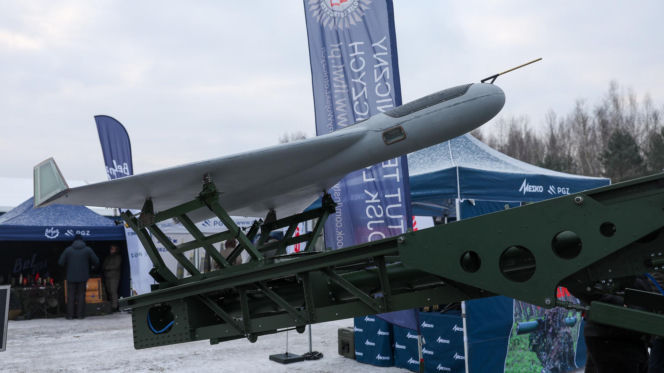 „Potwór z Tarnowa” i roje dronów. Rząd przygląda się przyszłości polskiej armii w Zielonce