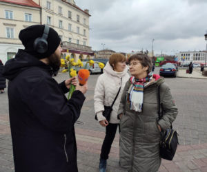 ESKA Lublin rozdawała żonkile na wiosnę