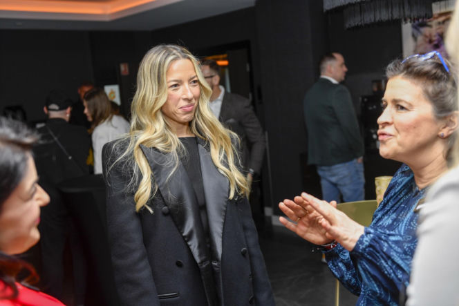 "Pokochaj swoje ciało": Omenaa Mensah, Joanna Przetakiewicz, Ewa Chodakowska, Kinga Zawodnik, Maffashion