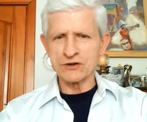Trump zaczyna tonąć. Prof. Kuźniar: wspierał go Putin, teraz on wspiera Nawrockiego