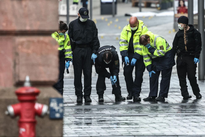 Dwoje zabitych i 80 rannych w Niemczech! Sprawca wjechał w tłum, był znany policji