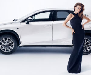 Agnieszka Radwańska promuje Lexusa NX