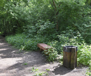 Kolejarze zabiorą mieszkańcom jedyne dojście do rezerwatu. Nie ma pieniędzy na tunel pod torami