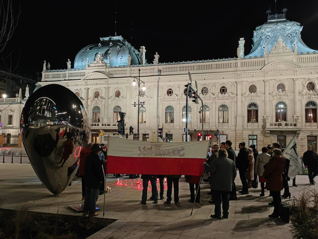 Serce Świateł dla Pawła Adamowicza. Wydarzenie KOD-u przeciw nienawiści